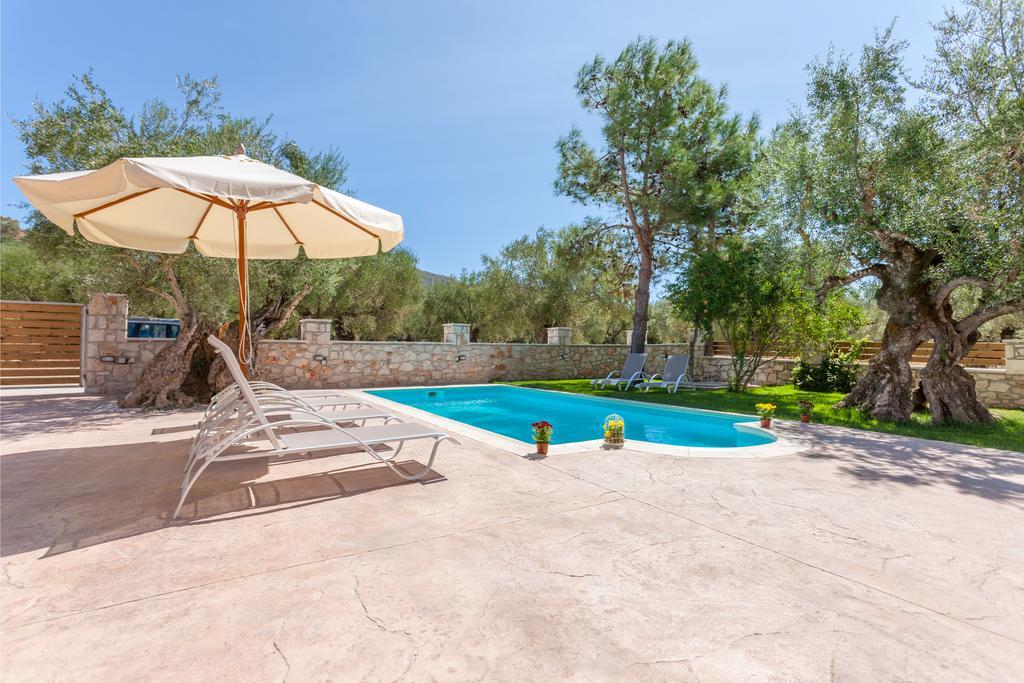 Evalexia Villa - Luxury Villa With Private Pool Near Laganas Perfect For Groups By Villa Mana Gers Kalamaki  Exterior photo